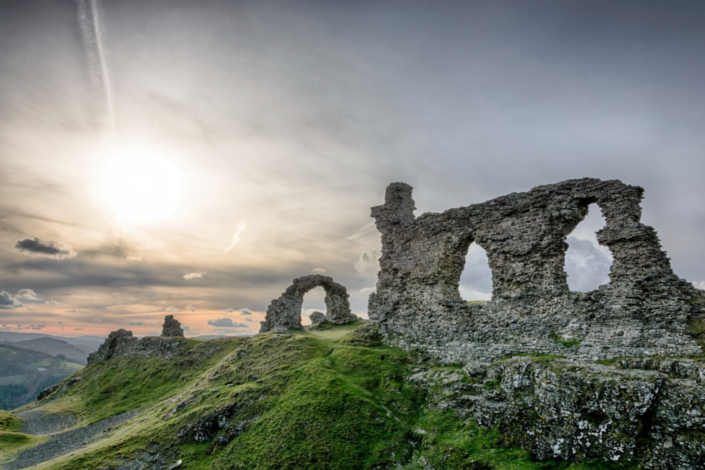 Ruins of medieval Castell Dinas Brân above Llangollen in Denbighshire, Wales.