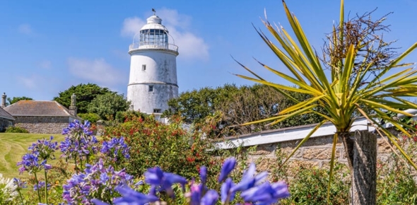 The lighthouse on St Agnes Island, Isles of Scilly holidays.