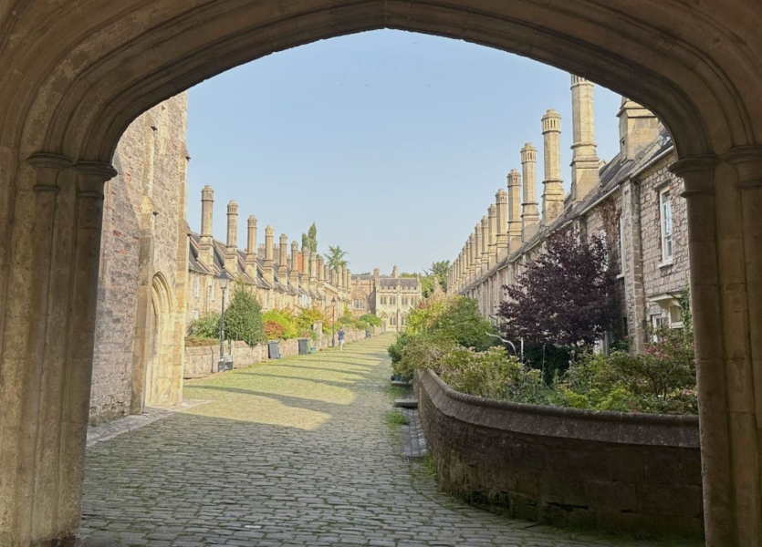 Vicars Close, Wells Cathedral, South of England tour packages with GeoCultura