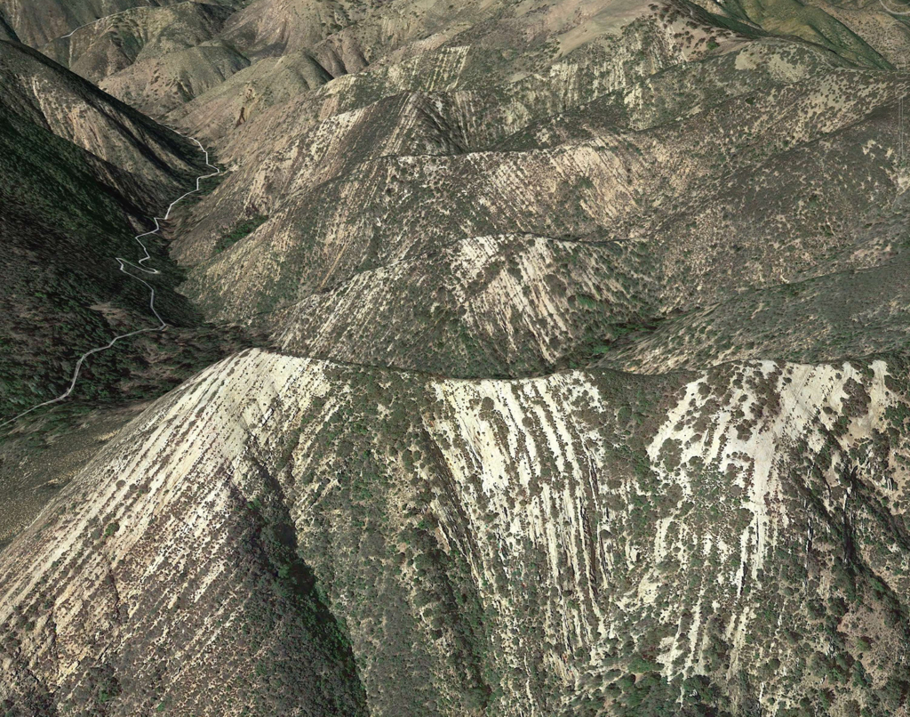 Zaca Ridge folds