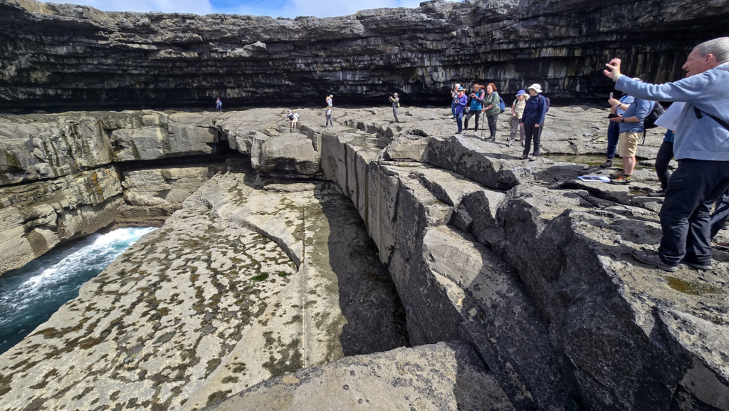 Poll na b Peist Inishmore