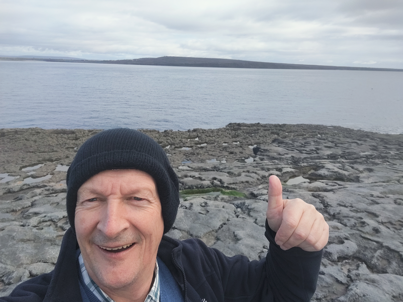Inshmore_View_of_Inish_Maan